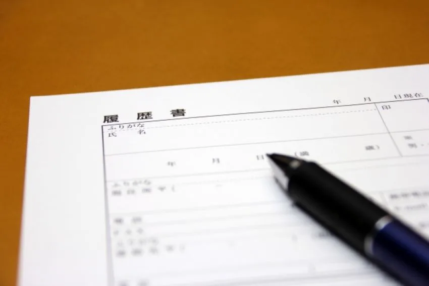 社員がブーブー言わない鉄壁な年間休日の計算方法は？