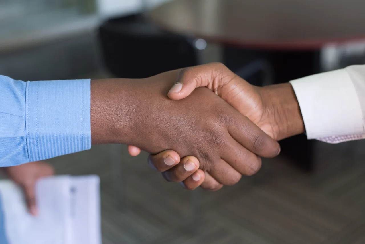 サラリーマンはカモネギか？ボロ会社のはめ込みにご注意を